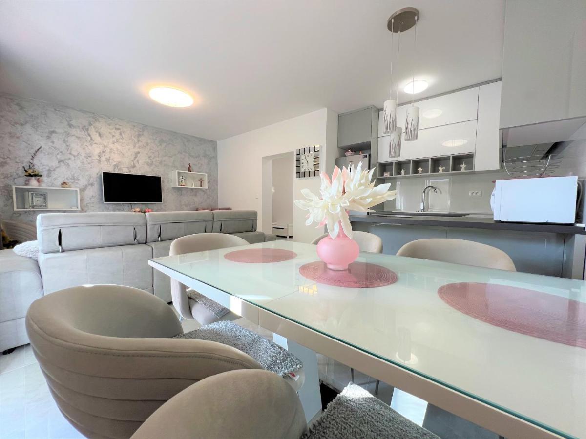 Apartment Makarska Ngoại thất bức ảnh