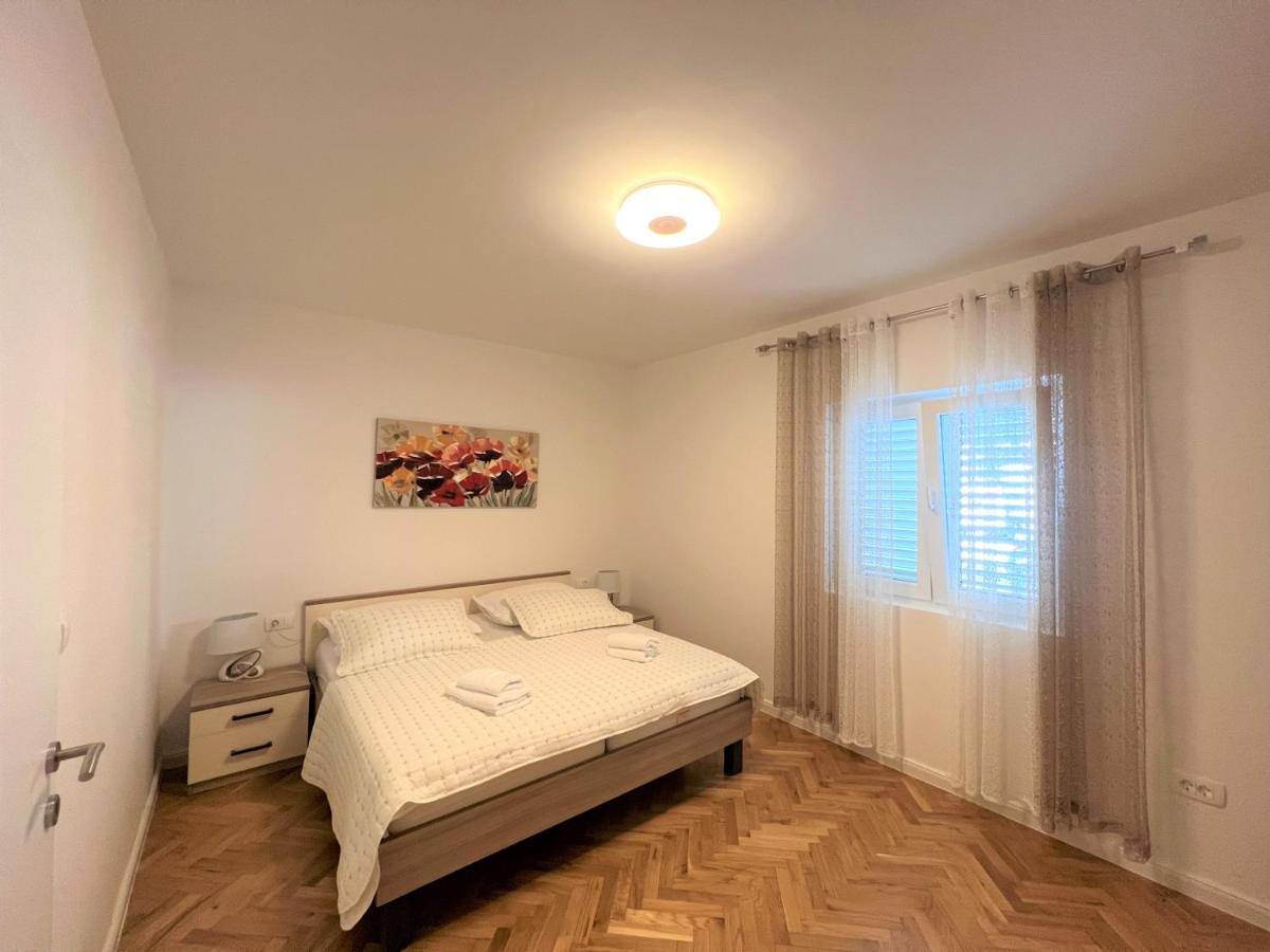 Apartment Makarska Ngoại thất bức ảnh