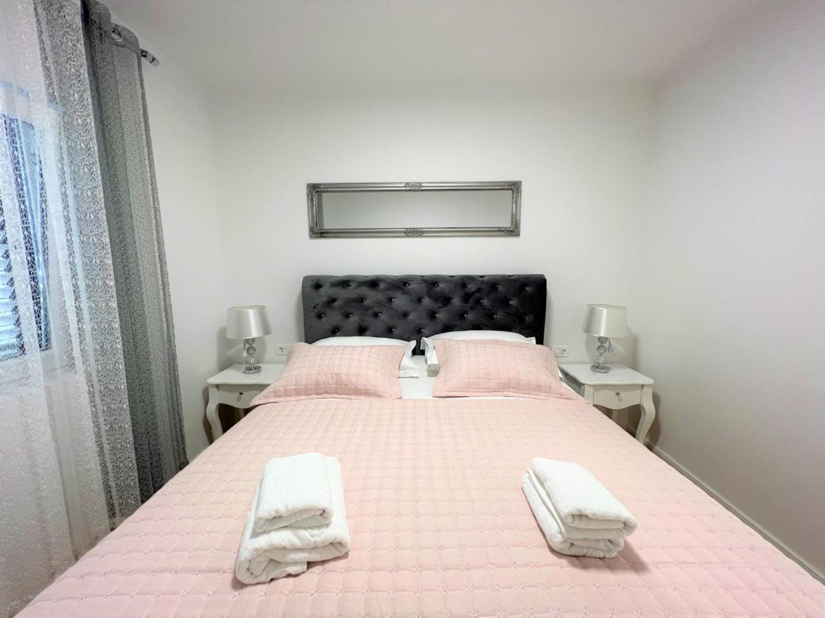Apartment Makarska Ngoại thất bức ảnh